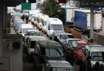 A fila na fronteira com a Polônia para os condutores de automóveis
