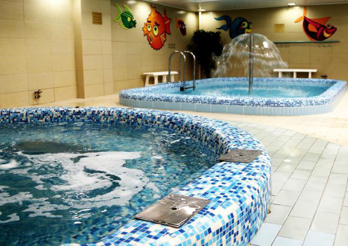 yüzme havuzları, saint petersburg kentinde çocuklar için bir