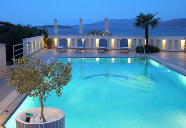 الفنادق تولو اليونان