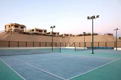 Sportplätze im Hotel Hilton Long Beach (Hurghada)