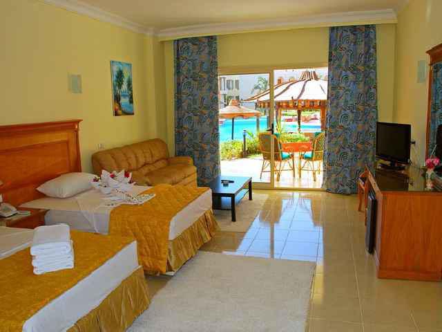 aqua hotel resort spa 5