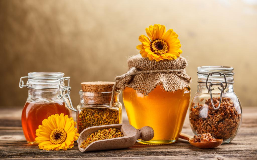 the Mask of honey for face