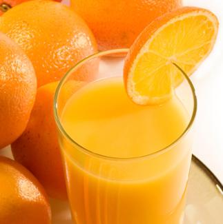  апельсінавы сок з 3 апельсінаў 